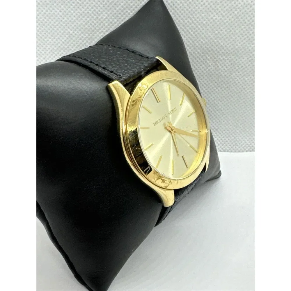 Michael Kors Runway MK3179 Women's Black Leather Analog Dial Quartz Watch JNA444
